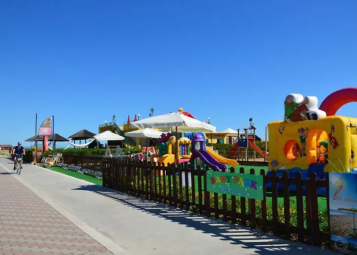 מלון דירות Vacanze Blue Bay 4*