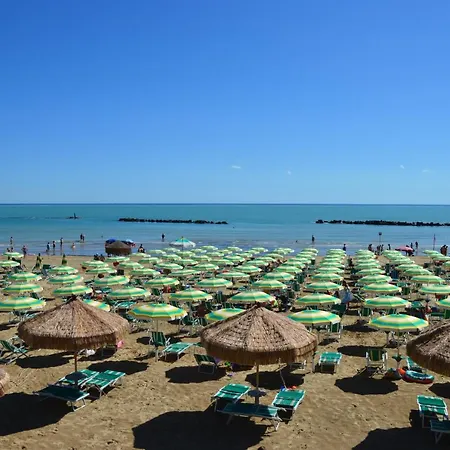 Vacanze Blue Bay 4*