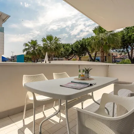 Vacanze Blue Bay 公寓式酒店