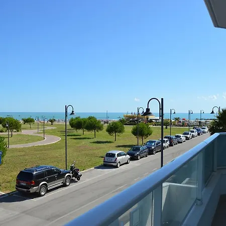 Lägenhetshotell Vacanze Blue Bay Roseto Degli Abruzzi