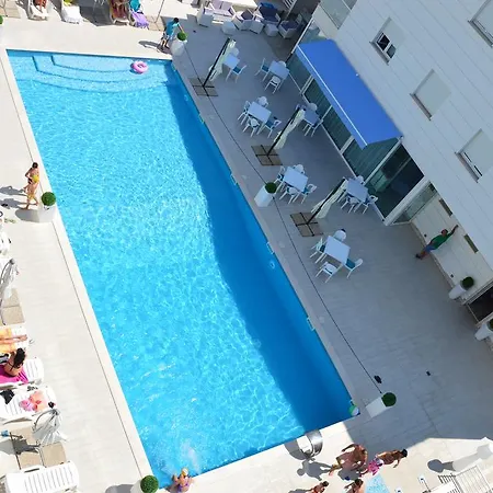 Lägenhetshotell Vacanze Blue Bay 4*
