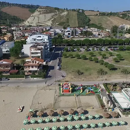 Lägenhetshotell Vacanze Blue Bay 4*