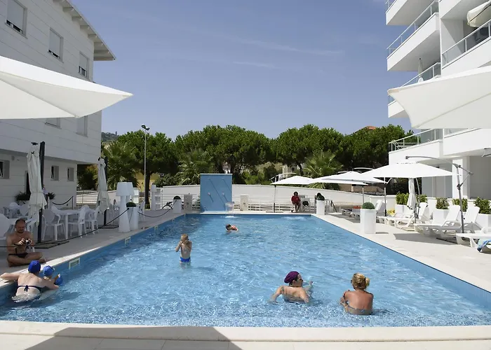 Apartahotel Vacanze Blue Bay 4*