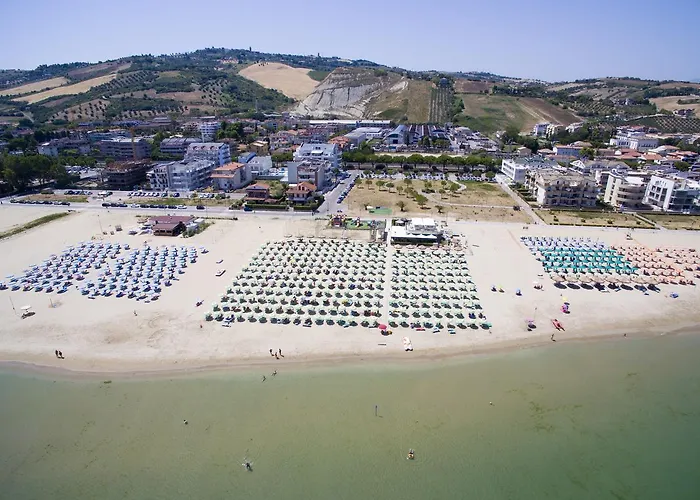 Apartahotel Vacanze Blue Bay Roseto Degli Abruzzi